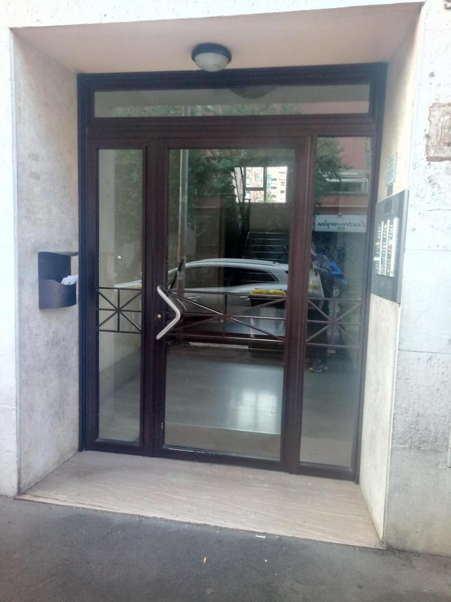 Casa Blaserna Nel Cuore Dello Shopping A Marconi E Trastevere 로마 외부 사진